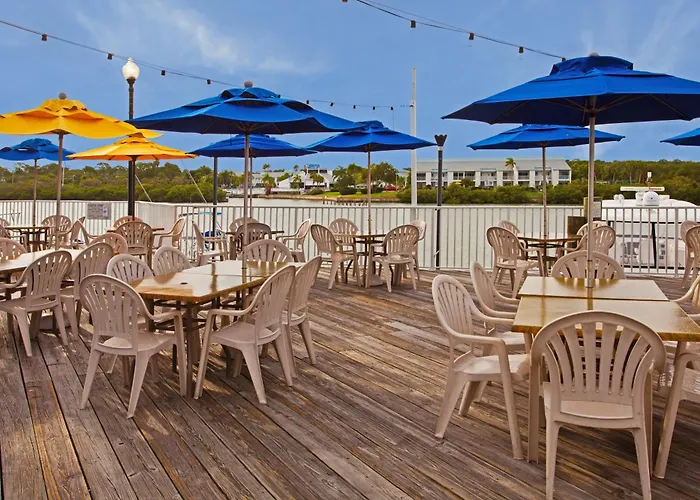 Inn&suites Clearwater S-harbourside 3*