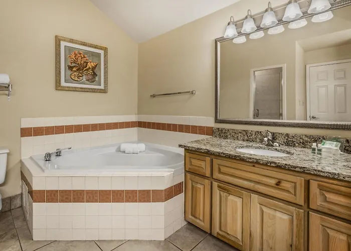 & Clearwater S-harbourside Resort